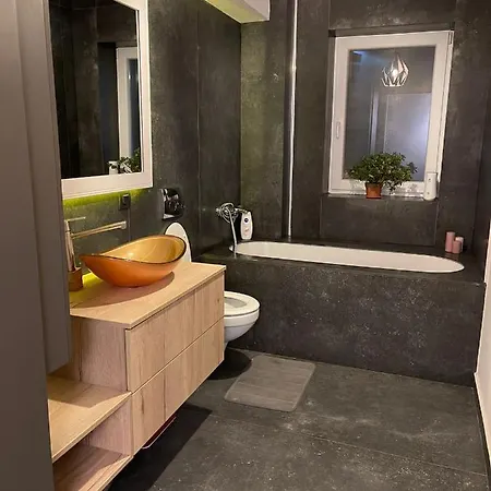 Gavas Jacuzzi & Panoramic View Apartment Cluj-Napoca Exterior photo