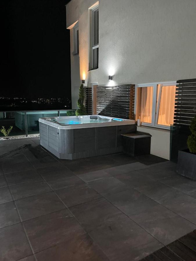 Apartment Gavas Jacuzzi & Panoramic View