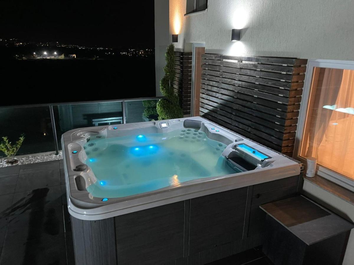 Gavas Jacuzzi & Panoramic View Cluj-Napoca