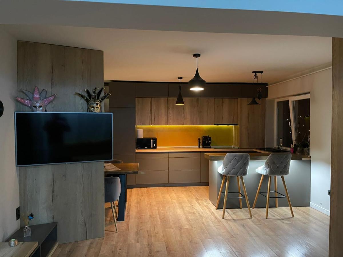 Gavas Jacuzzi & Panoramic View Apartment Cluj-Napoca